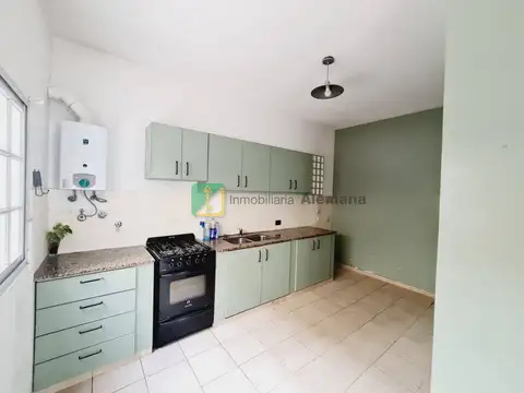 Casa en Alquiler en Villa Ballester, $ 1.400.000