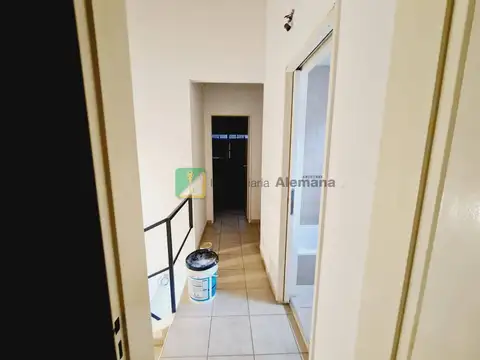 Casa en Alquiler con 1 cochera