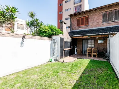 Depto Tipo Casa en Venta de 4 ambientes