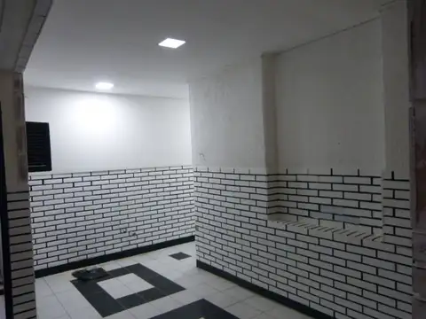 Depto Tipo Casa en Venta en Flores, USD 132.000