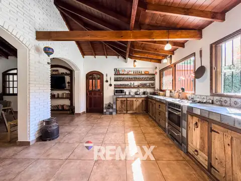 CASA 5 AMBIENTES EN VENTA BARRIO EL TREBOL EZEIZA