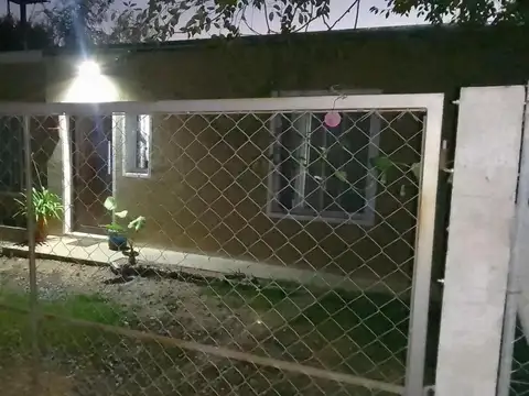 Casa en venta - 4 Dormitorios 2 Baños - Córdoba