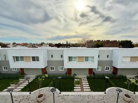Casa en venta en Barrio en Martinez