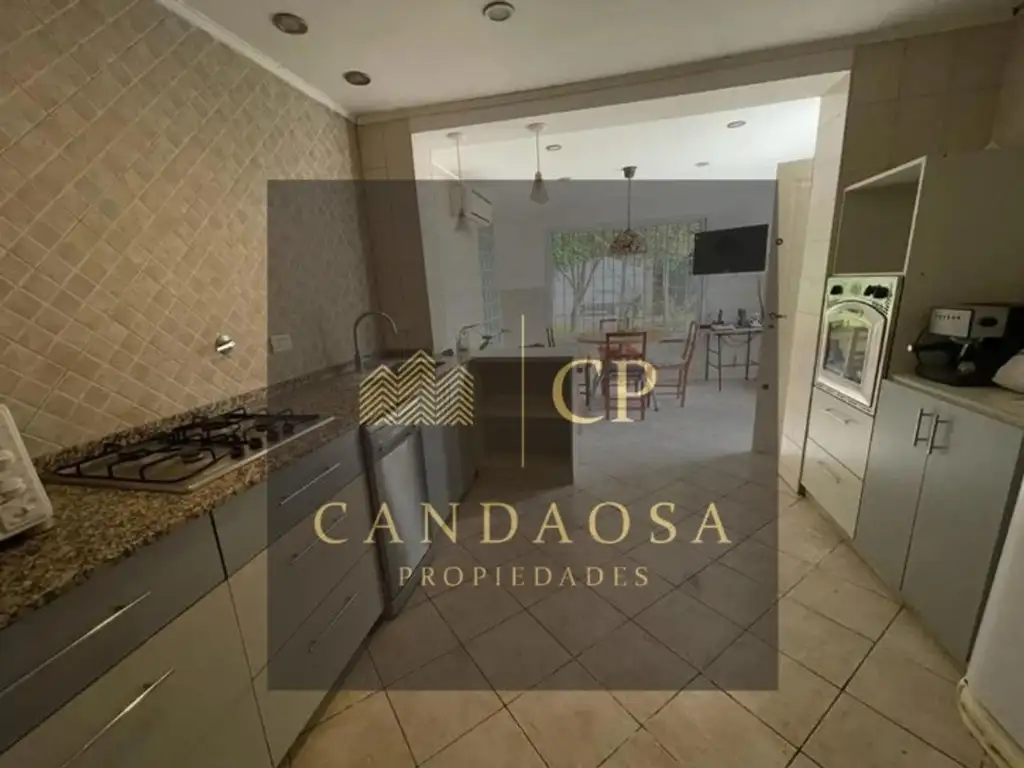 Adg. Casa En Venta 4 Ambientes