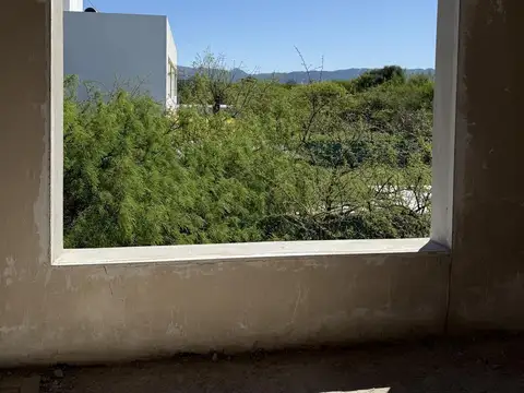 San Alfonso del Talar - Casa en 2 plantas