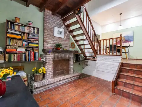 Depto Tipo Casa en Venta en Flores, USD 148.000