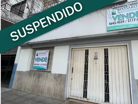 PH al frente de 5 ambientes con entrada independiente y garage, Liniers.