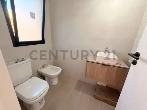 Venta Casa a estrenar 4 Ambientes Barrio Cerrado Udaondo