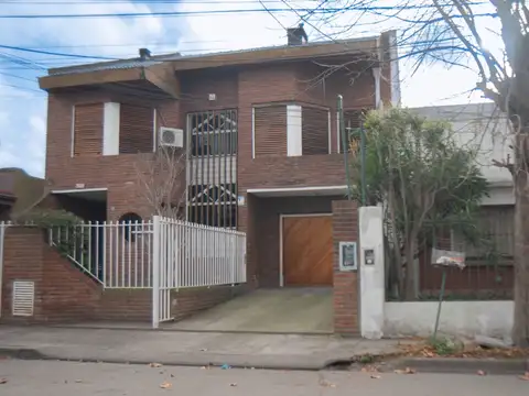 VENTA CASA HURLINGHAM APTO CRÉDITO 4 AMBIENTES