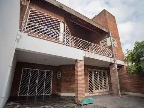 VENTA CASA HURLINGHAM APTO CRÉDITO 4 AMBIENTES