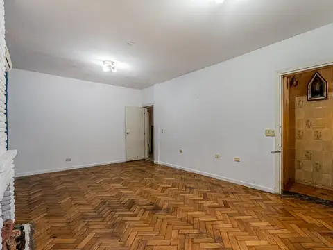 Depto Tipo Casa en Venta 50 años