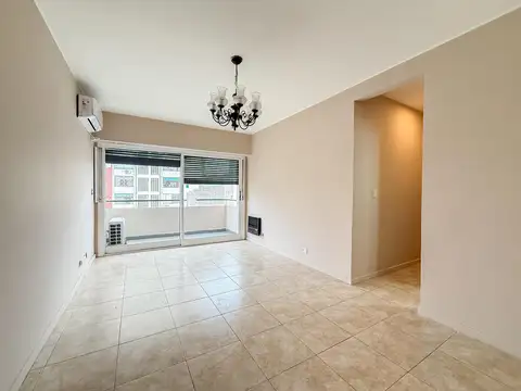 Departamento de 4 Ambientes en Venta, Con Balcón - Florida, Vicente López