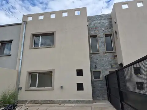 Casa en Alquiler de 2 dormitorios