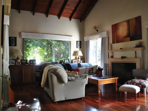 Casa en Venta de 4 dormitorios