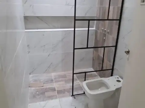 Casa en Alquiler en Tapiales, $ 900.000
