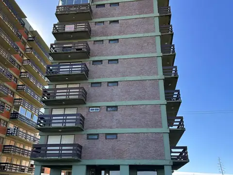 VENTA DEPARTAMENTO 3 AMBIENTES PINAMAR FRENTE MAR