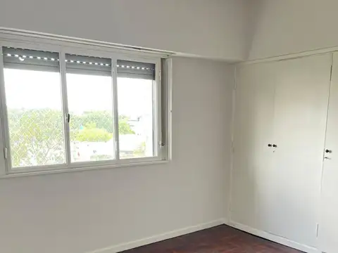 Departamento en Alquiler en Villa Luro, $ 700.000