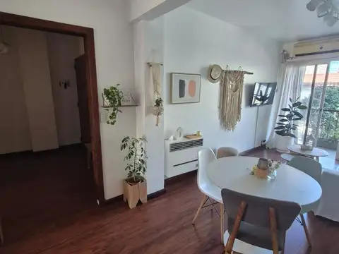 Depto Tipo Casa en Venta de 5 ambientes