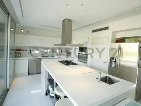Casa en Venta en La Plata, USD 800.000