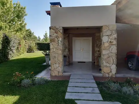 Casa en Venta en Lujan de Cuyo, Luján de Cuyo