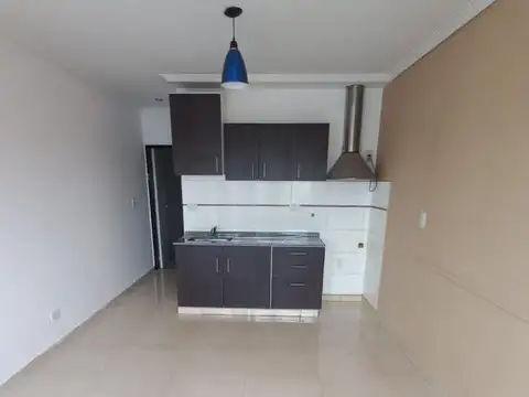 Departamento 2 ambientes en 2°piso en alquiler en San Justo