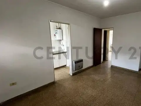 28 E/ 65 Y 66 - DEPARTAMENTO EN VENTA. 2 DORMITORIOS