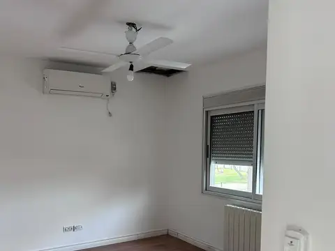 Casa 6 ambientes con 3 baños
