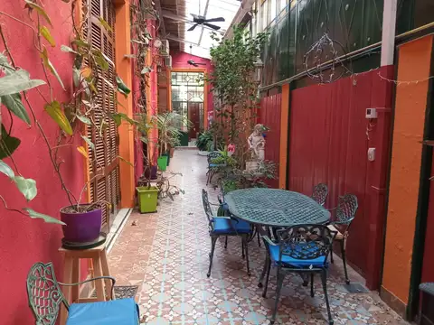 HOSTERIA  UNICA EN LA MEJOR ZONA DE SAN TELMO IDEAL HOSTEL O TURISMO