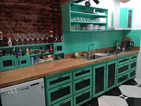 HOSTERIA  UNICA EN LA MEJOR ZONA DE SAN TELMO IDEAL HOSTEL O TURISMO