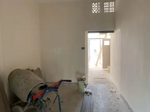 Excelente Ph 3 ambientes con fondo y local en caseros