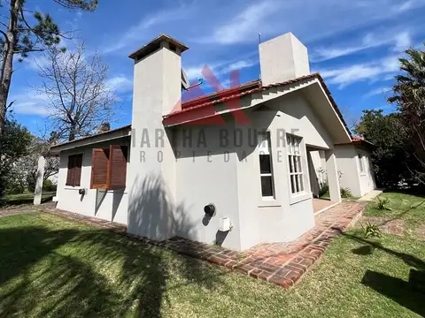 Casa en Venta en Larena Country Club, USD 149.000