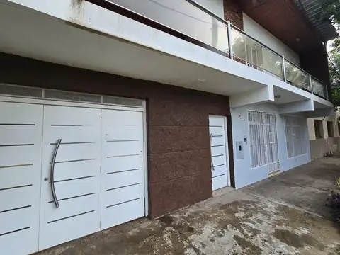 Boulevard Juan Domingo Perón 2900