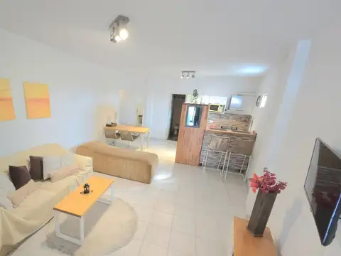 VENTA MONOAMBIENTE CON DIVISION PALERMO RECICLADO