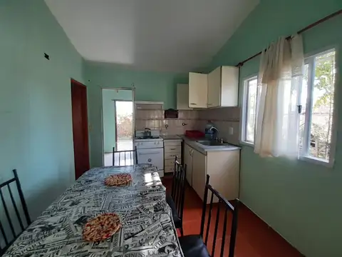 Casa 3 ambientes con 1 baño