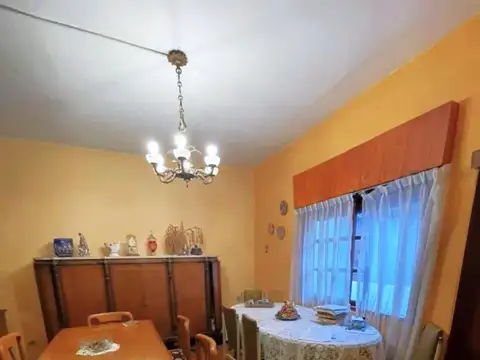 Sarratea 1300