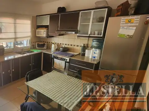 Duplex 3 1/2 amb al frente - 70 m² - 2 baños - Villa Luzuriaga
