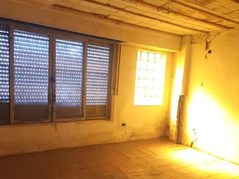 Edificio Comercial en Lanús Oeste-venta