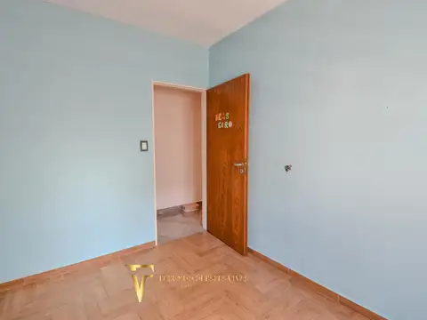 Depto Tipo Casa en Venta en Liniers, USD 210.000