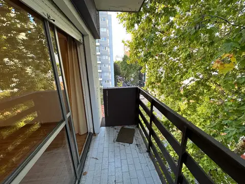 Departamento de 3 ambientes en Plaza Mitre