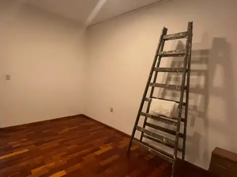 Depto Tipo Casa en Alquiler en Centro, $ 550.000