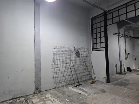 Galpon en Alquiler 10  mts Frente