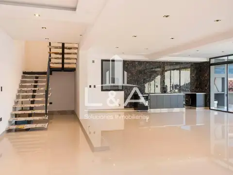 Casa en Venta en Zona Centro, USD 310.000