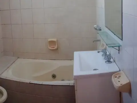 Depto Tipo Casa 3 ambientes con 1 baño