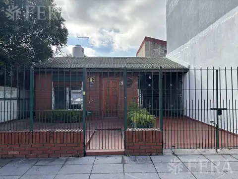 Alquiler Casa 3 ambientes con patio en Wilde