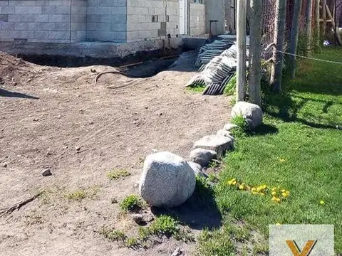 Casa duplex en venta - 2 dormitorios 1 baño - en construcción - 55mts2 - Junin De Los Andes