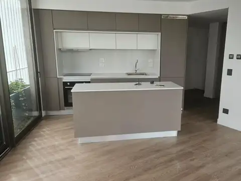 Departamento en Alquiler en La Lucila Libertador / Rio, USD 1.250