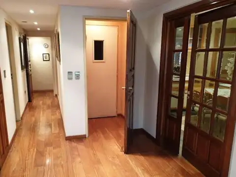 Departamento en Venta de 5 dormitorios
