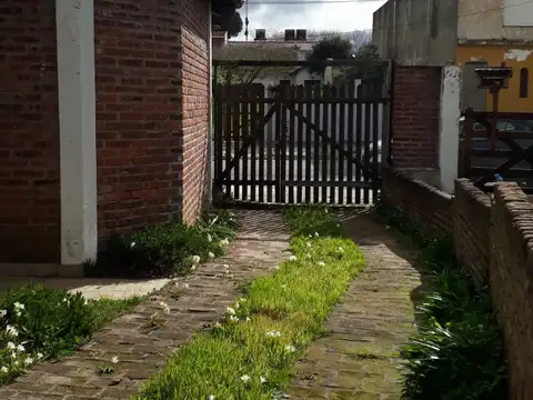 Depto Tipo Casa en Venta de 4 ambientes