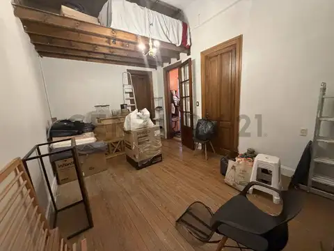 VENTA PH 5 AMBIENTES CON PATIO Y TERRAZA EN PARQUE AVELLANEDA