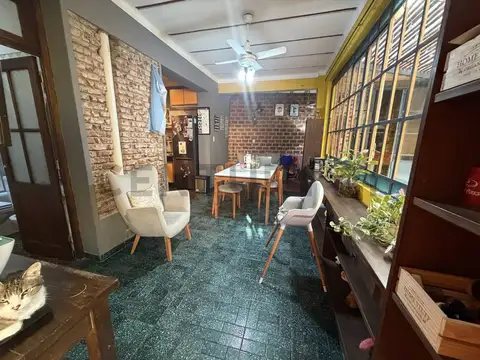 Avenida Directorio 3800, Piso 0